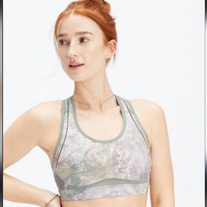 NWT Fabletics Belle High Impact Sports Bra